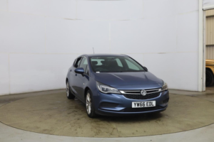 2017 Vauxhall Astra 1.0i Turbo Ecoflex Energy Euro 6 (s/s) 5dr in Blue — image 3