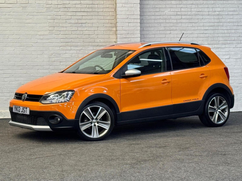 2012 Volkswagen Polo in Orange — image 1