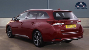 2017 Toyota Auris 1.2 Vvt-I Design Touring Sports Euro 6 (s/s) 5dr (safety Sense) in Red — image 3