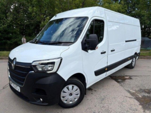 2020 Renault Master 2.3 Dci 35 Business Fwd Lwb Medium Roof Euro 6 4dr in White — image 3