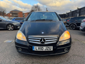 2010 Mercedes-Benz A Class 2.0 A180 Cdi Avantgarde Se CVT 5dr in Black — image 4