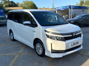 2025 Toyota Noah Toyota Noah Voxy Hybrid Auto 1.8 Petrol in White — image 6