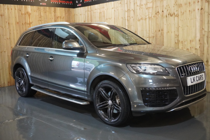 2015 Audi Q7 3.0 Tdi V6 S Line Sport Edition in Grey — image 1