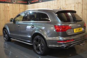 2015 Audi Q7 3.0 Tdi V6 S Line Sport Edition in Grey — image 4