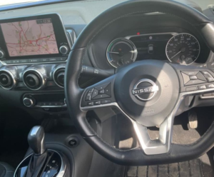 2022 Nissan Juke 1.6 N-Connecta SUV 5dr Petrol Hybrid Auto Euro 6 (143 Ps) in Blue — image 3