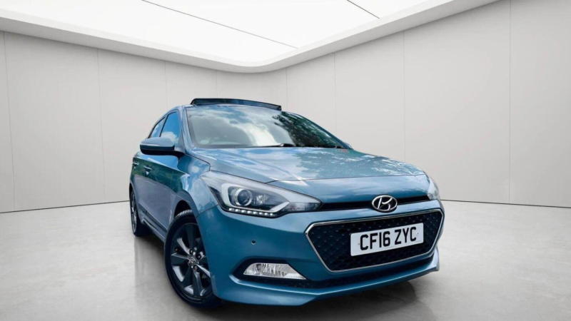 2016 Hyundai I20 1.4 Premium Se Nav Auto Euro 6 5dr in Blue — image 1