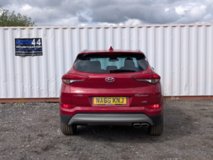 2016 Hyundai Tucson 2.0 Tucson Prem 2.0 D 136ps 4WD in Red — image 4