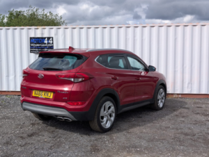 2016 Hyundai Tucson 2.0 Tucson Prem 2.0 D 136ps 4WD in Red — image 6