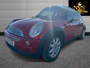 2003 MINI Hatch 1.6 Cooper Hatch in Red — image 3