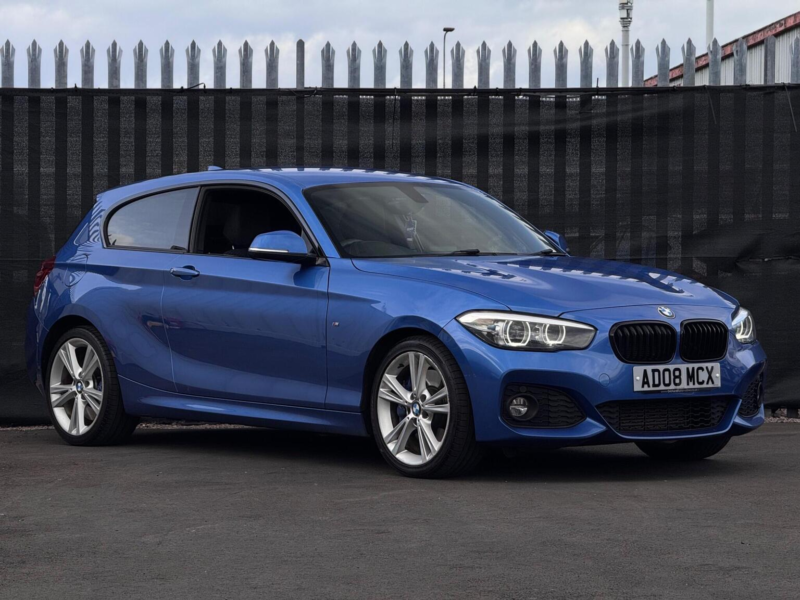 2017 BMW 1 Series 1.5 118i M Sport Shadow Edition Euro 6 (s/s) 3dr in Blue — image 1