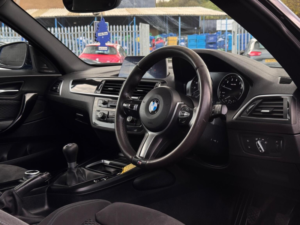 2017 BMW 1 Series 1.5 118i M Sport Shadow Edition Euro 6 (s/s) 3dr in Blue — image 3
