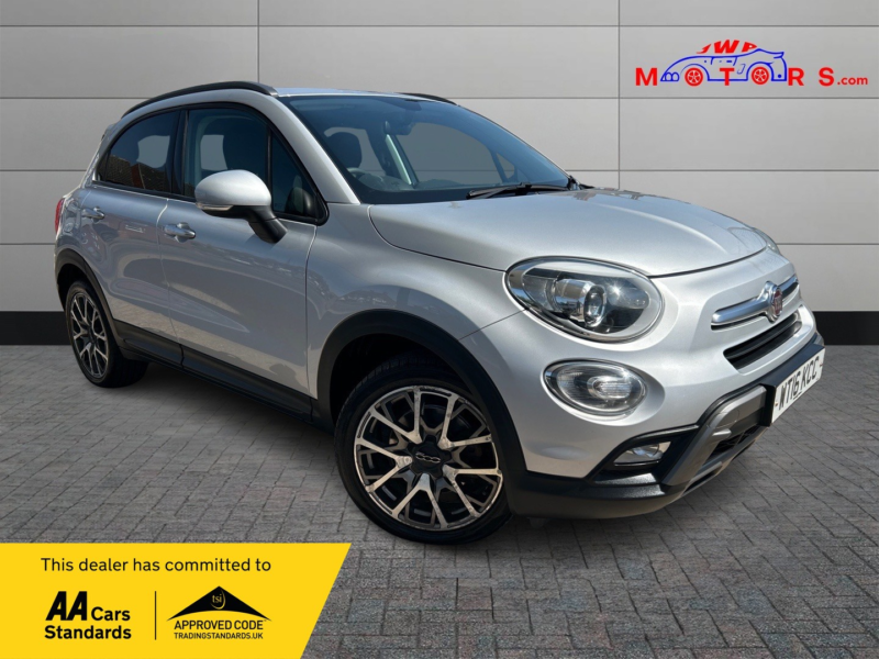 2016 Fiat 500x 1.6 500x Off-Road Look 1.6 Multijet 120hp Cross Plus in Grey — image 1