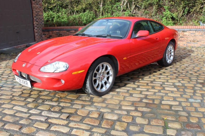 1999 Jaguar Xkr 4.0 Supercharged 2dr in Other — image 1