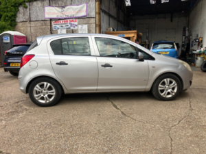 2008 Vauxhall Corsa 1.2 I 16v Active in Silver — image 2