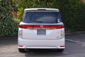 2011 Nissan Elgrand 3.5 V6 Highway Star 5dr 7 Seats in Silver — image 6