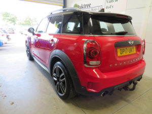 2017 MINI Countryman 2.0 Cooper Sd Auto All4 Euro 6 (s/s) 5dr in Red — image 4