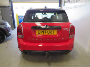 2017 MINI Countryman 2.0 Cooper Sd Auto All4 Euro 6 (s/s) 5dr in Red — image 5