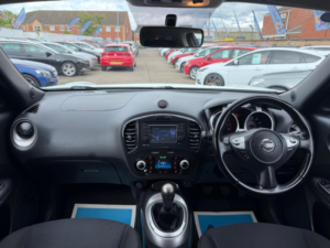 2012 Nissan Juke 1.6 Acenta Premium Euro 5 (s/s) 5dr in White — image 3
