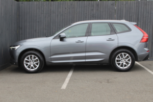 2019 Volvo Xc60 2.0 Momentum Pro D4 AWD in Grey — image 3