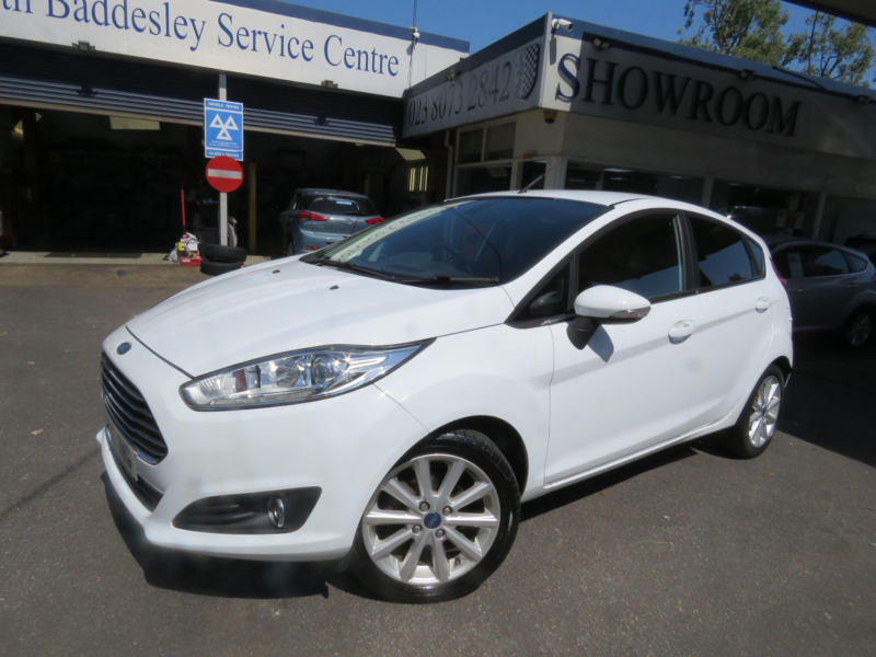 2015 Ford Fiesta 1.0t Ecoboost Titanium Powershift Euro 6 5dr in White — image 1
