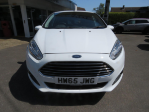 2015 Ford Fiesta 1.0t Ecoboost Titanium Powershift Euro 6 5dr in White — image 3