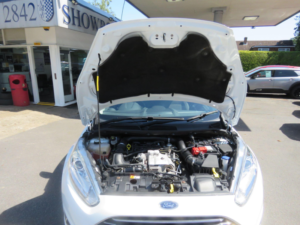 2015 Ford Fiesta 1.0t Ecoboost Titanium Powershift Euro 6 5dr in White — image 6