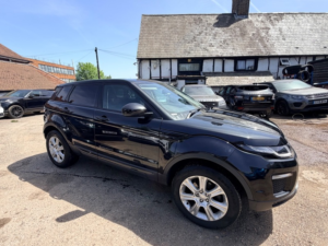 2018 Land Rover Range Rover Evoque Ed4 Se Tech in Black — image 4