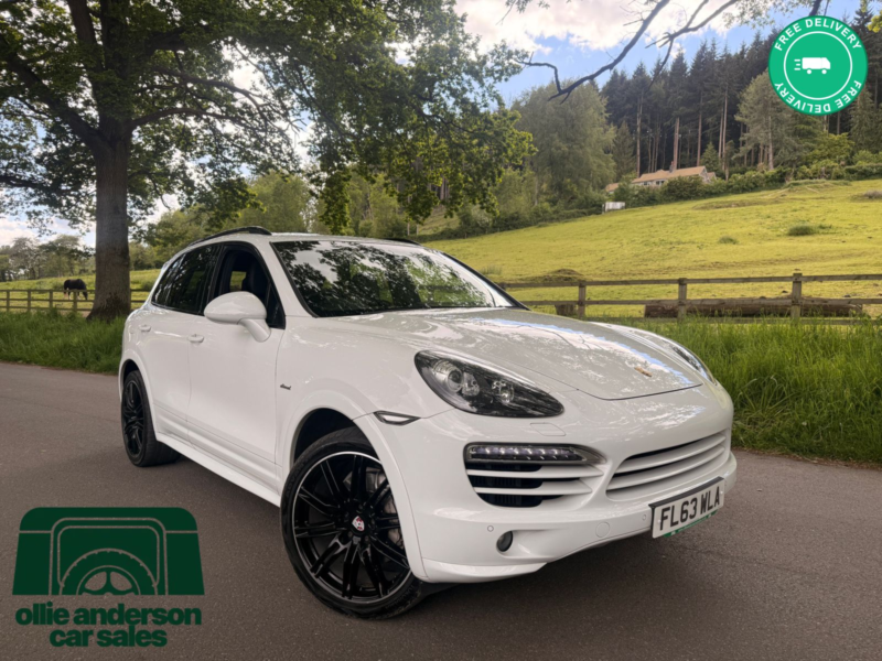 2014 Porsche Cayenne 4.2 Td V8 S SUV 5dr Diesel Tiptronics 4WD Euro 5 (s/s) (382 Ps) in White — image 1