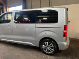 2018 Peugeot Traveller 2.0 Bluehdi Allure Standard MPV Mwb Euro 6 (s/s) 5dr (snav) in Silver — image 6