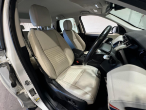 2019 Land Rover Discovery Sport 2.0 D150 S Euro 6 (s/s) 5dr in White — image 3