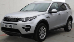 2017 Land Rover Discovery Sport 2.0 Td4 Se Tech Auto 4WD Euro 6 (s/s) 5dr in Silver — image 3