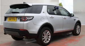 2017 Land Rover Discovery Sport 2.0 Td4 Se Tech Auto 4WD Euro 6 (s/s) 5dr in Silver — image 5