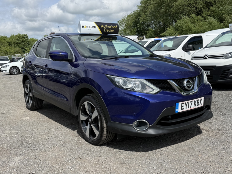 2017 Nissan Qashqai 1.5 Dci N-Connecta in Blue — image 1