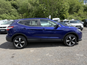 2017 Nissan Qashqai 1.5 Dci N-Connecta in Blue — image 4