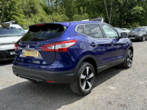 2017 Nissan Qashqai 1.5 Dci N-Connecta in Blue — image 6