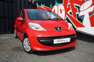 2007 Peugeot 107 1.0 12v Urban Hatchback 5dr Petrol Manual Euro 4 (68 Ps) in Red — image 2