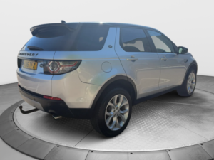 2016 Land Rover Discovery Sport 2.0 Td4 Hse in Silver — image 5