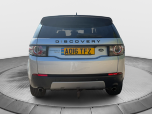 2016 Land Rover Discovery Sport 2.0 Td4 Hse in Silver — image 6