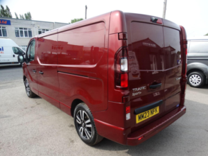 2023 Renault Trafic 2.0 Dci Blue Ll30 Sport+ L2 H1 Euro 6 (s/s) 5dr in Red — image 6