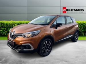 2017 Renault Captur 0.9 Dynamique Nav Tce 90 in Orange — image 3