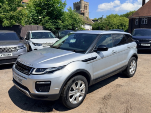 2017 Land Rover Range Rover Evoque Td4 Se Tech in Silver — image 2