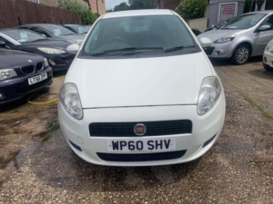 2010 Fiat Grande Punto 1.4 Sound Euro 4 3dr in White — image 2