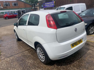 2010 Fiat Grande Punto 1.4 Sound Euro 4 3dr in White — image 5