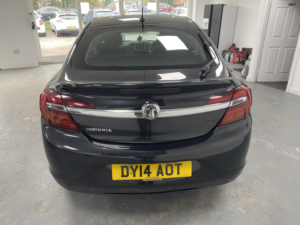 2014 Vauxhall Insignia 1.8 16v Design in Black — image 5