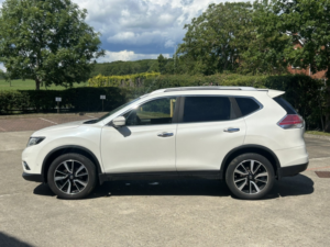 2016 Nissan Juke 1.2 Dig-T Tekna in Black — image 6