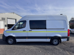 2021 Mercedes-Benz Sprinter 315 Welfare Van. Toilet. 63k. Crew Van 7 Seats. Rwd. Hot Water. Diesel Heater. 7 Seats. 240v Power. in White — image 2