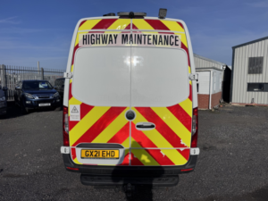 2021 Mercedes-Benz Sprinter 315 Welfare Van. Toilet. 63k. Crew Van 7 Seats. Rwd. Hot Water. Diesel Heater. 7 Seats. 240v Power. in White — image 4