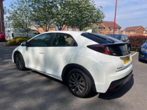 2016 Honda Civic 1.6 I-Dtec Se Plus (navi) Euro 5 (s/s) 5dr in White — image 5