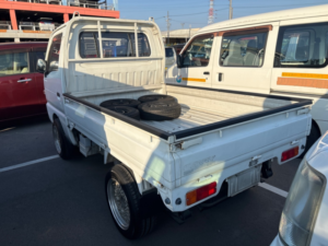 1992 Suzuki Carry Wagon - in White — image 6