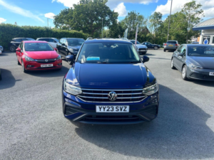 2023 Volkswagen Tiguan Allspace 1.5 Tsi Life DSG Euro 6 (s/s) 5dr in Blue — image 2